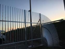 31-recinzione in tubolare di acciaio zincato